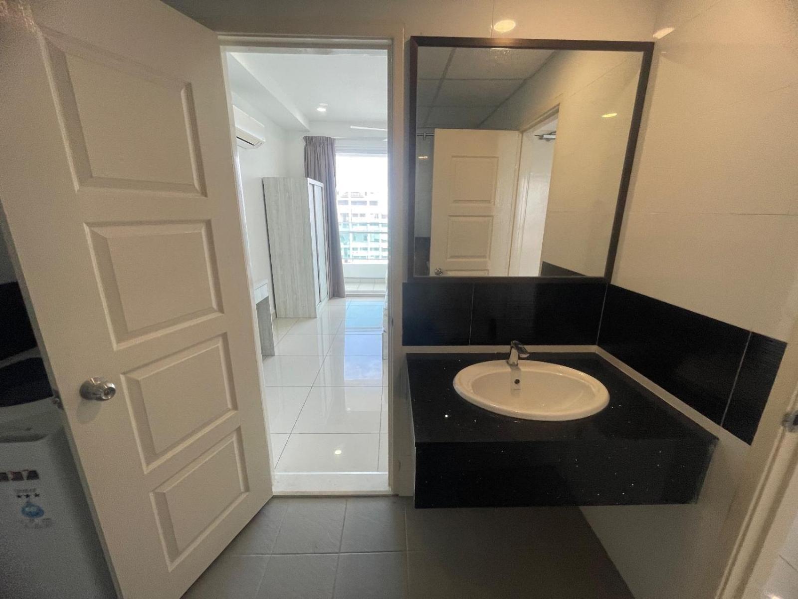 Aparthotel Mansion One By Bliss Mgt *